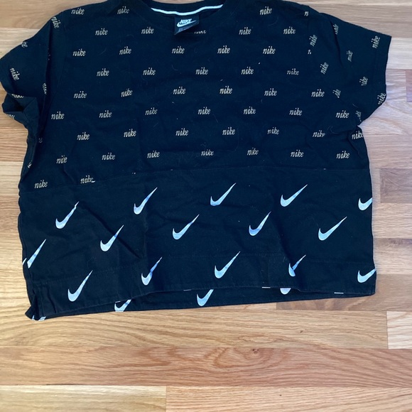 Cropped shirt - Picture 1 of 4